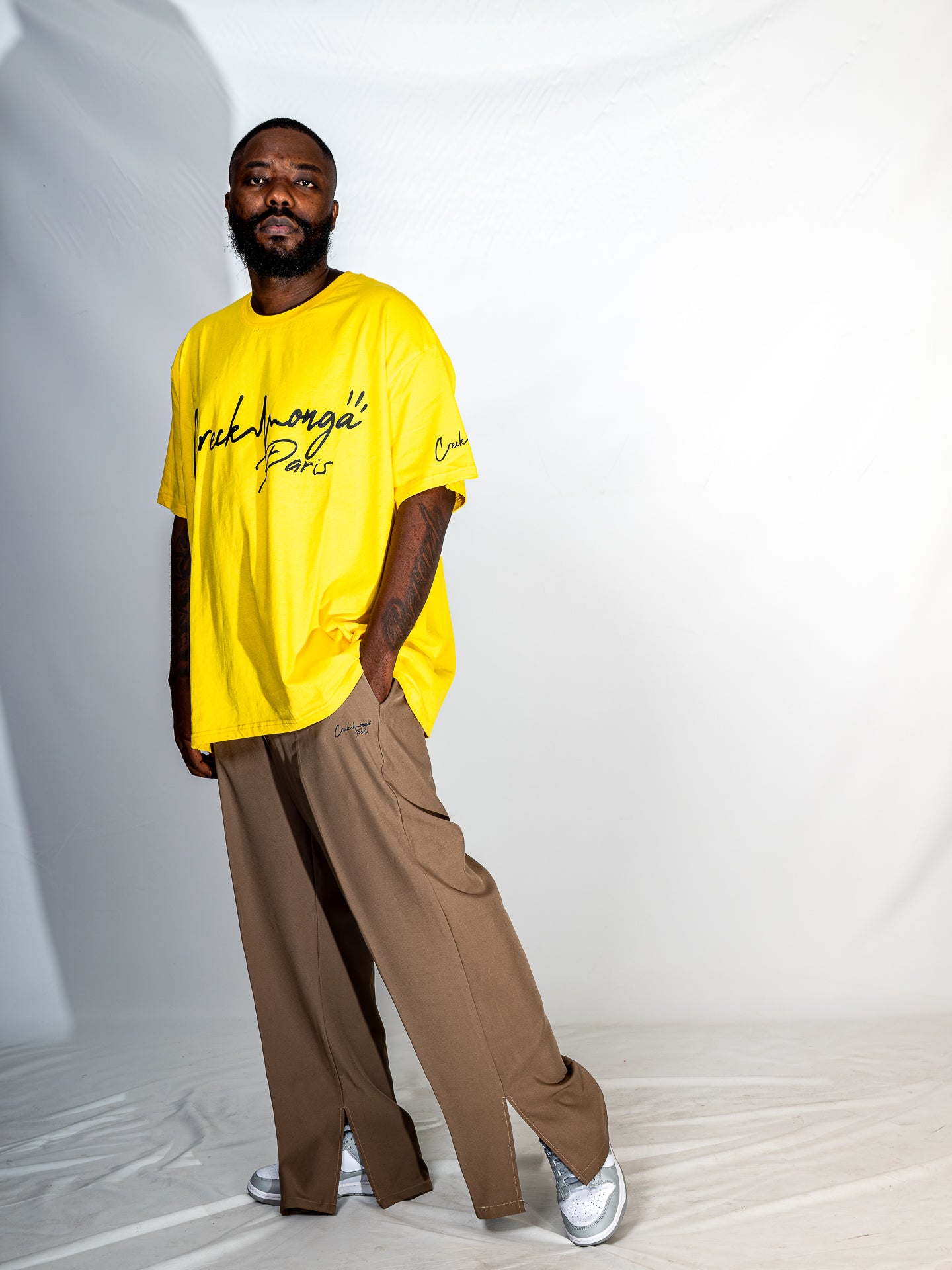 PANTALON HAUTE COUTURE EN POLYESTER IMPRIMÉ LOGO CREKMONGA PARIS
