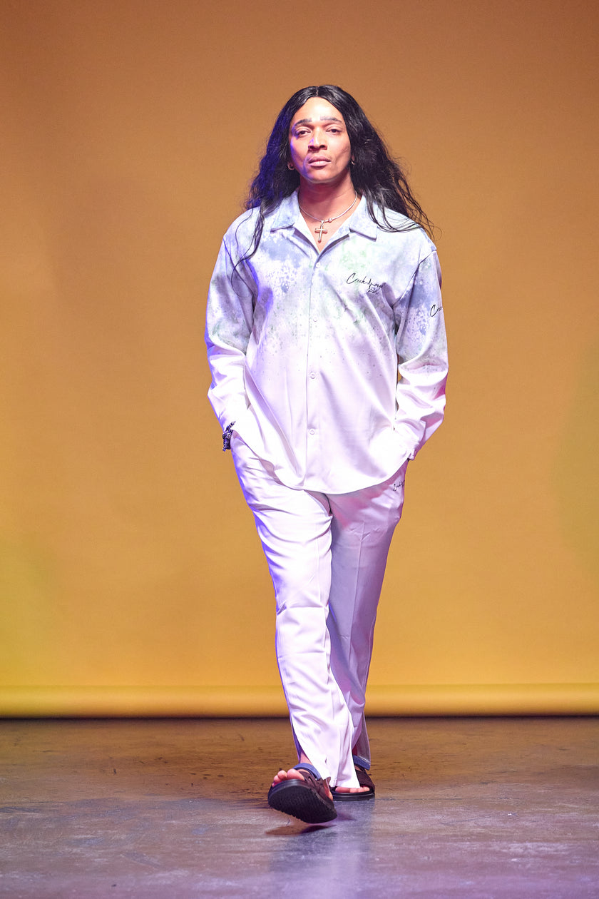 CHEMISE HAUTE COUTURE À MANCHES LONGUES, COUPE OVERSIZE, AVEC DEUX FENTES, EN POLYESTER ET COTON IMPRIMÉ – CREKMONGA PARIS – COLLECTION LIMITÉE