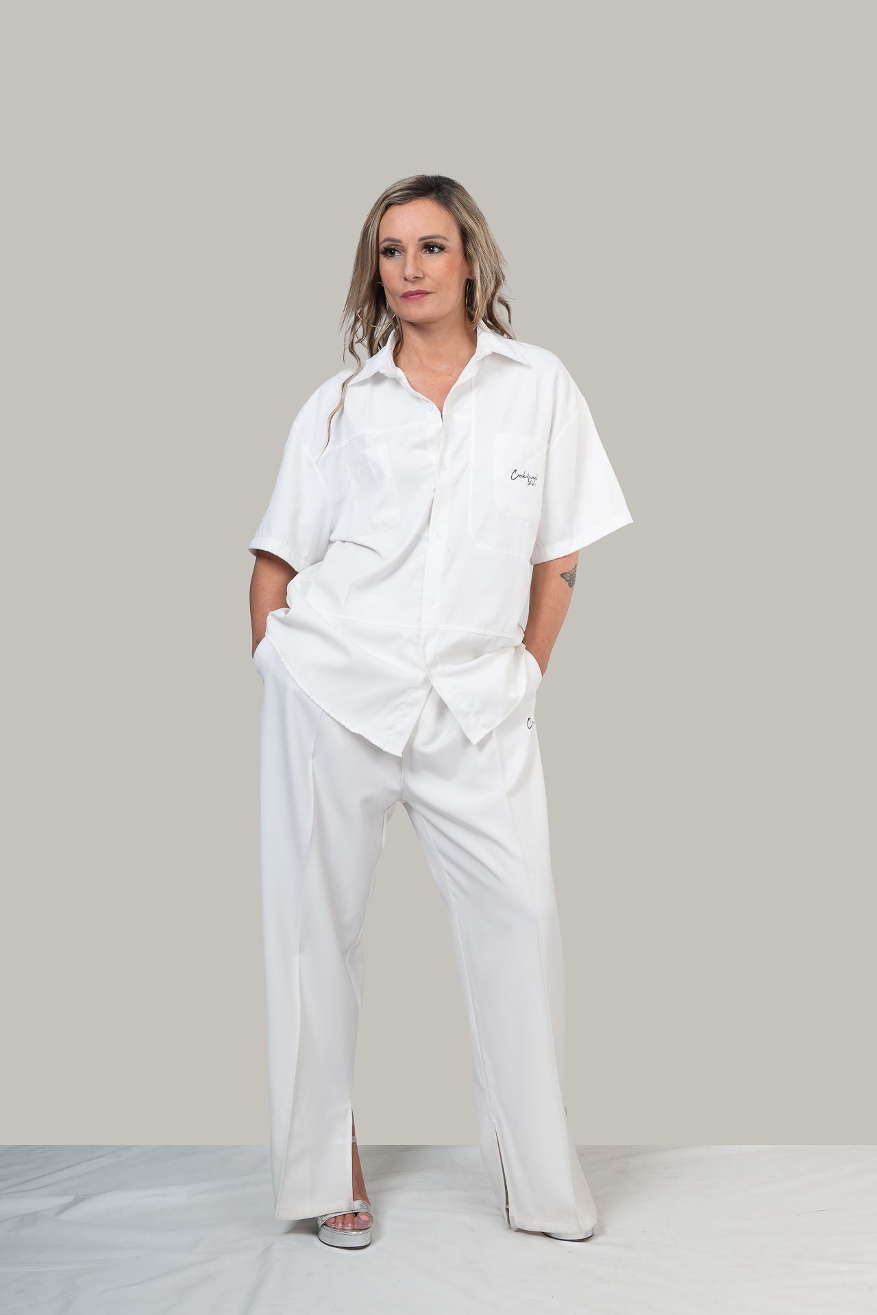 PANTALON HAUTE COUTURE EN POLYESTER IMPRIMÉ LOGO CREKMONGA PARIS