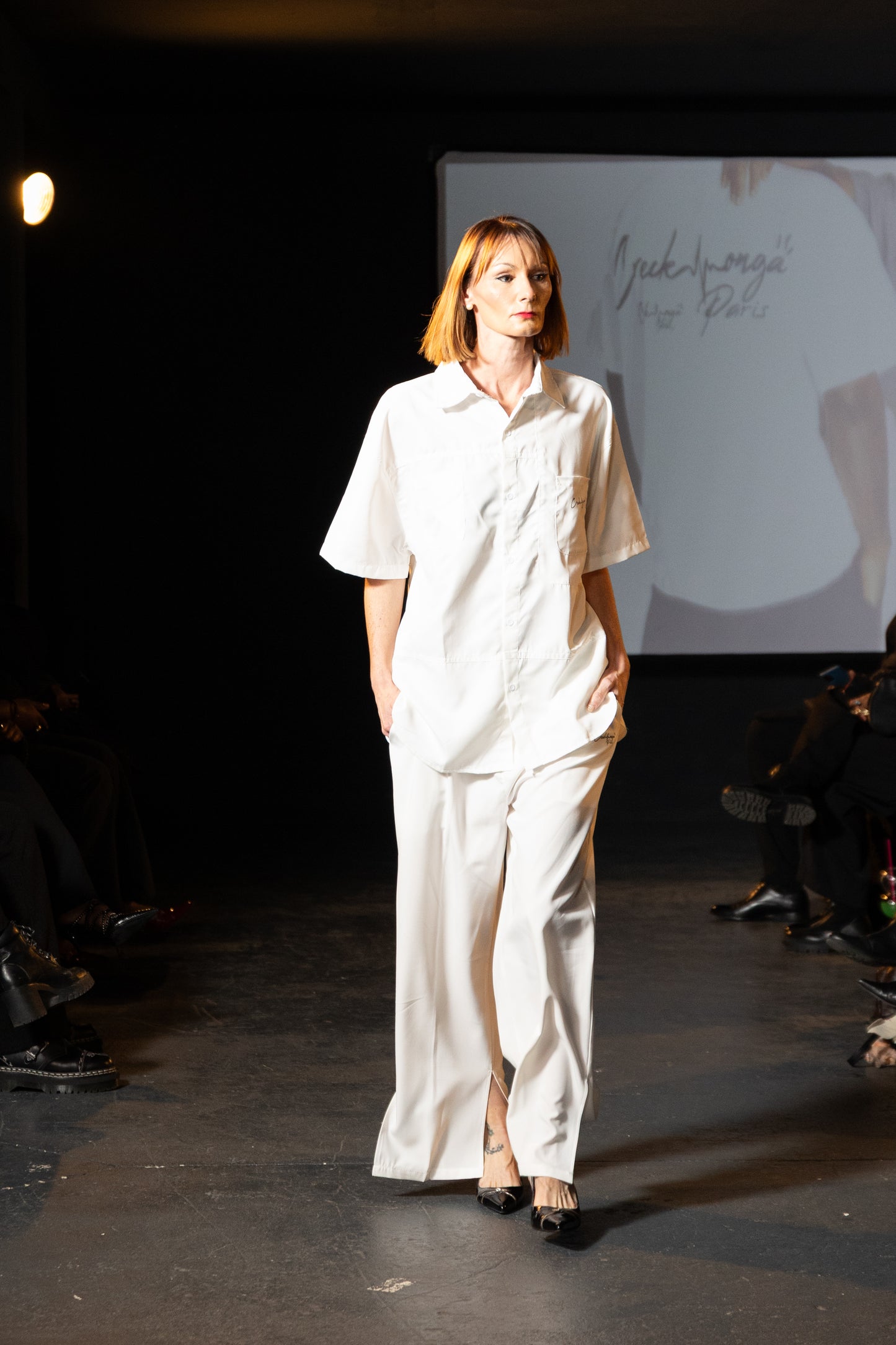 PANTALON HAUTE COUTURE EN POLYESTER IMPRIMÉ LOGO CREKMONGA PARIS