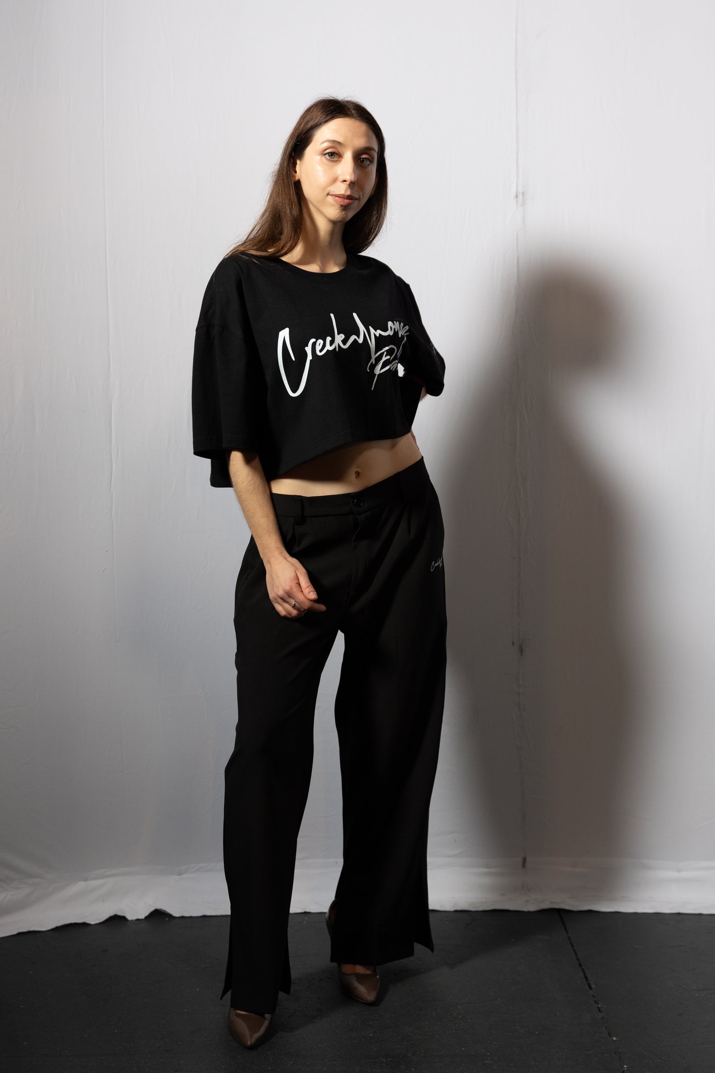 PANTALON HAUTE COUTURE EN POLYESTER IMPRIMÉ LOGO CREKMONGA PARIS