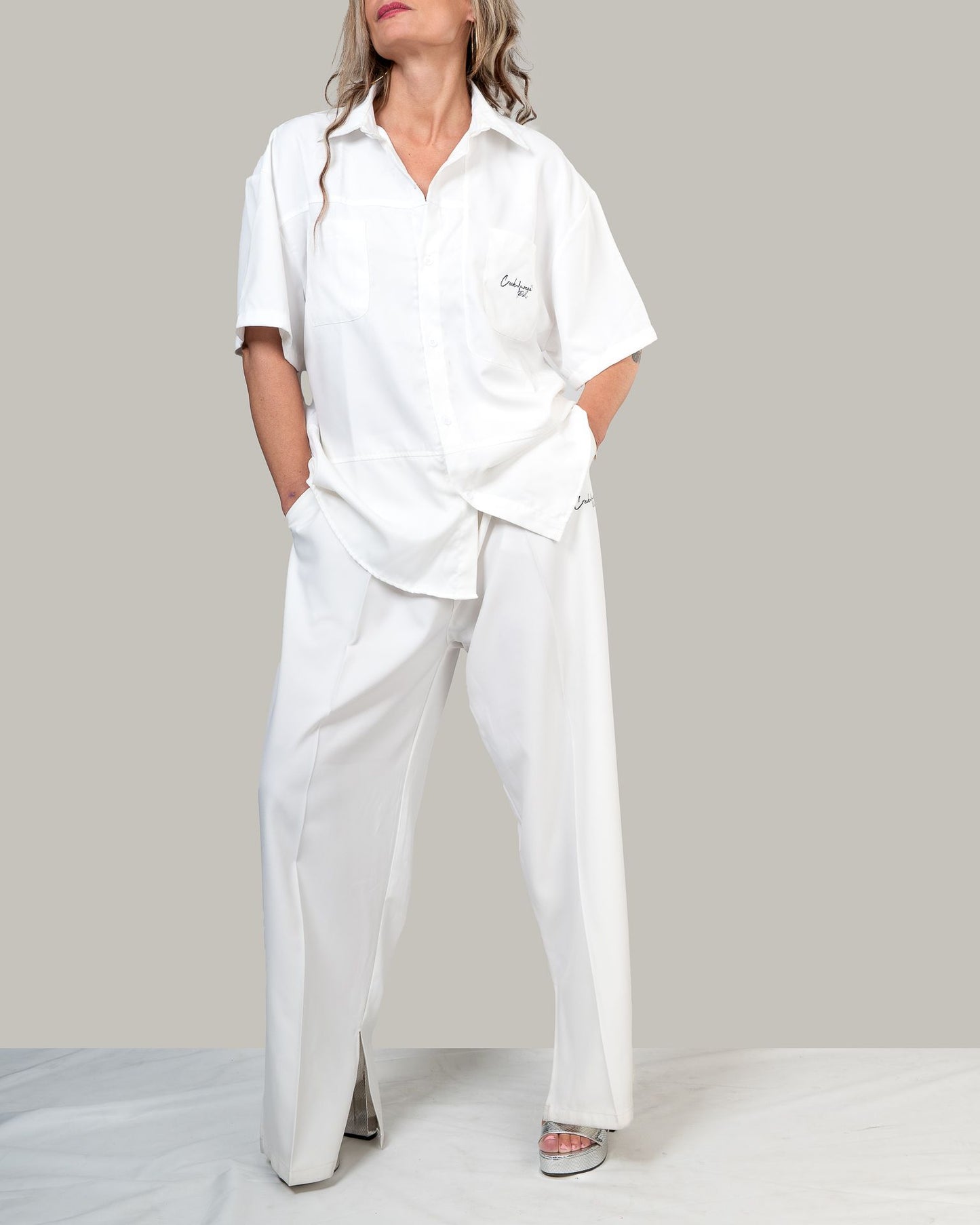 PANTALON HAUTE COUTURE EN POLYESTER IMPRIMÉ LOGO CREKMONGA PARIS